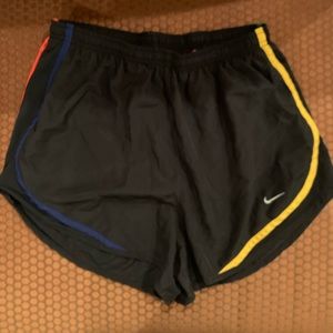 Black Nike shorts